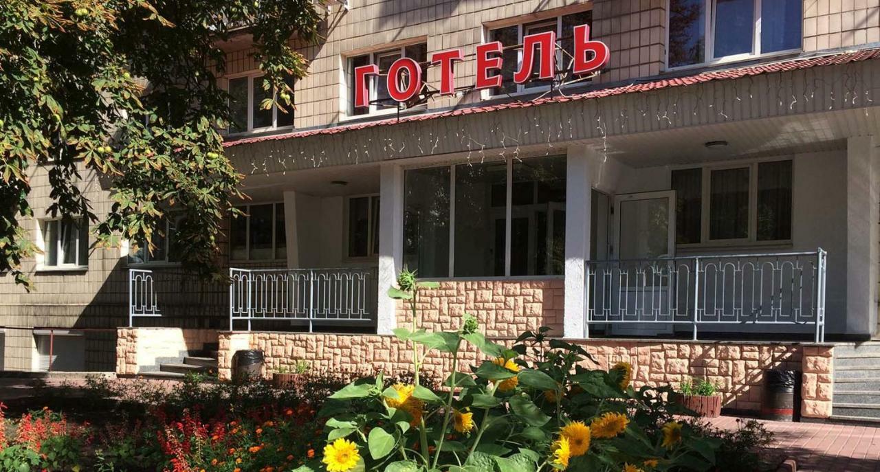 Hotel Kozatsky On Antonova Kyjev Exteriér fotografie